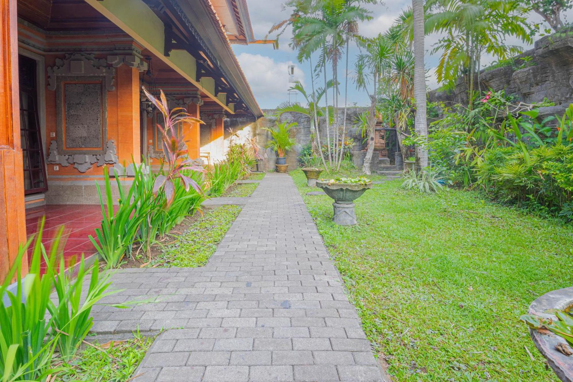 Puri Mango Guest House Sanur Exterior foto